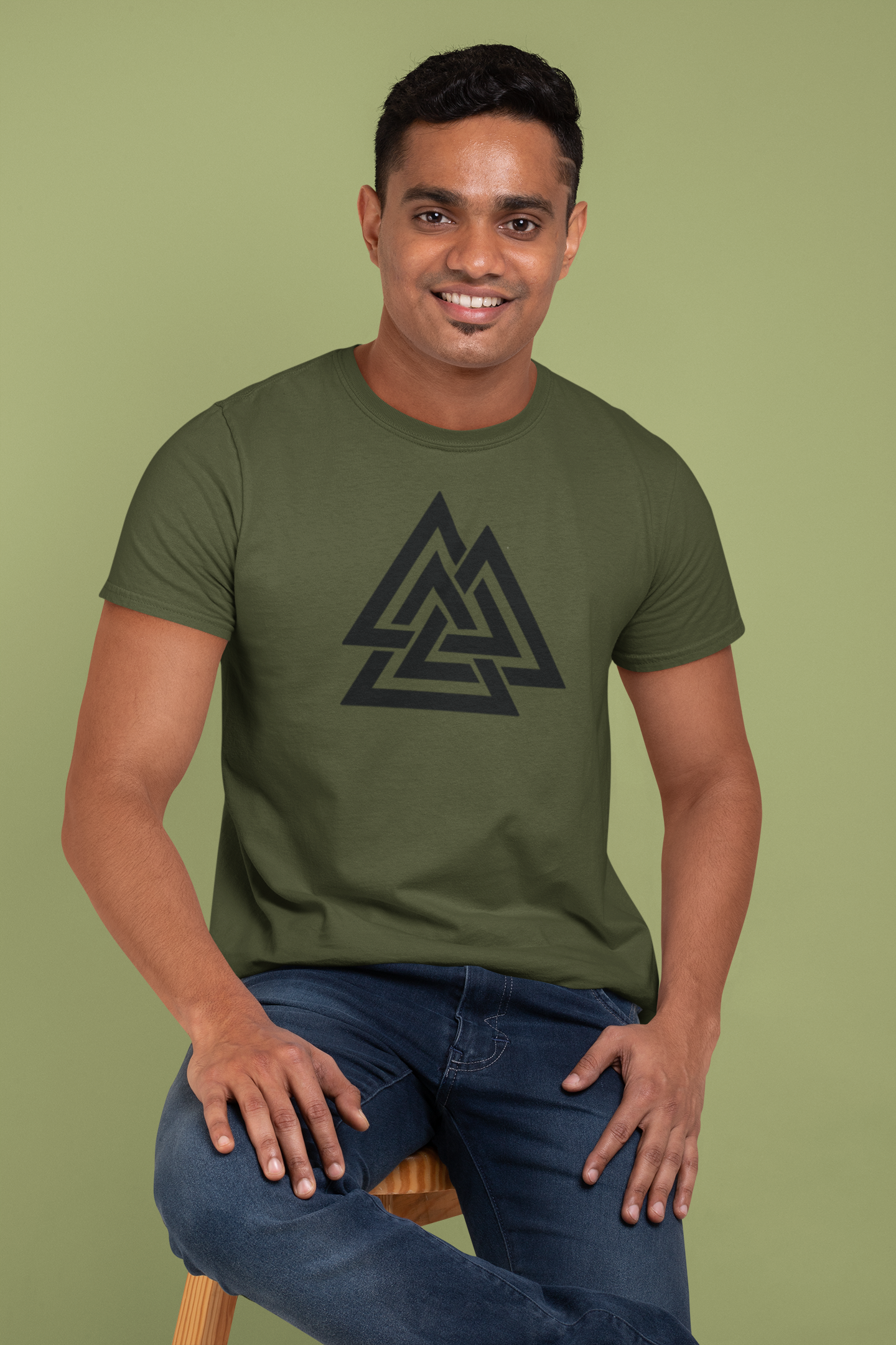 Explore in Style: Travel Triangle Cotton T-Shirt for Globetrotters