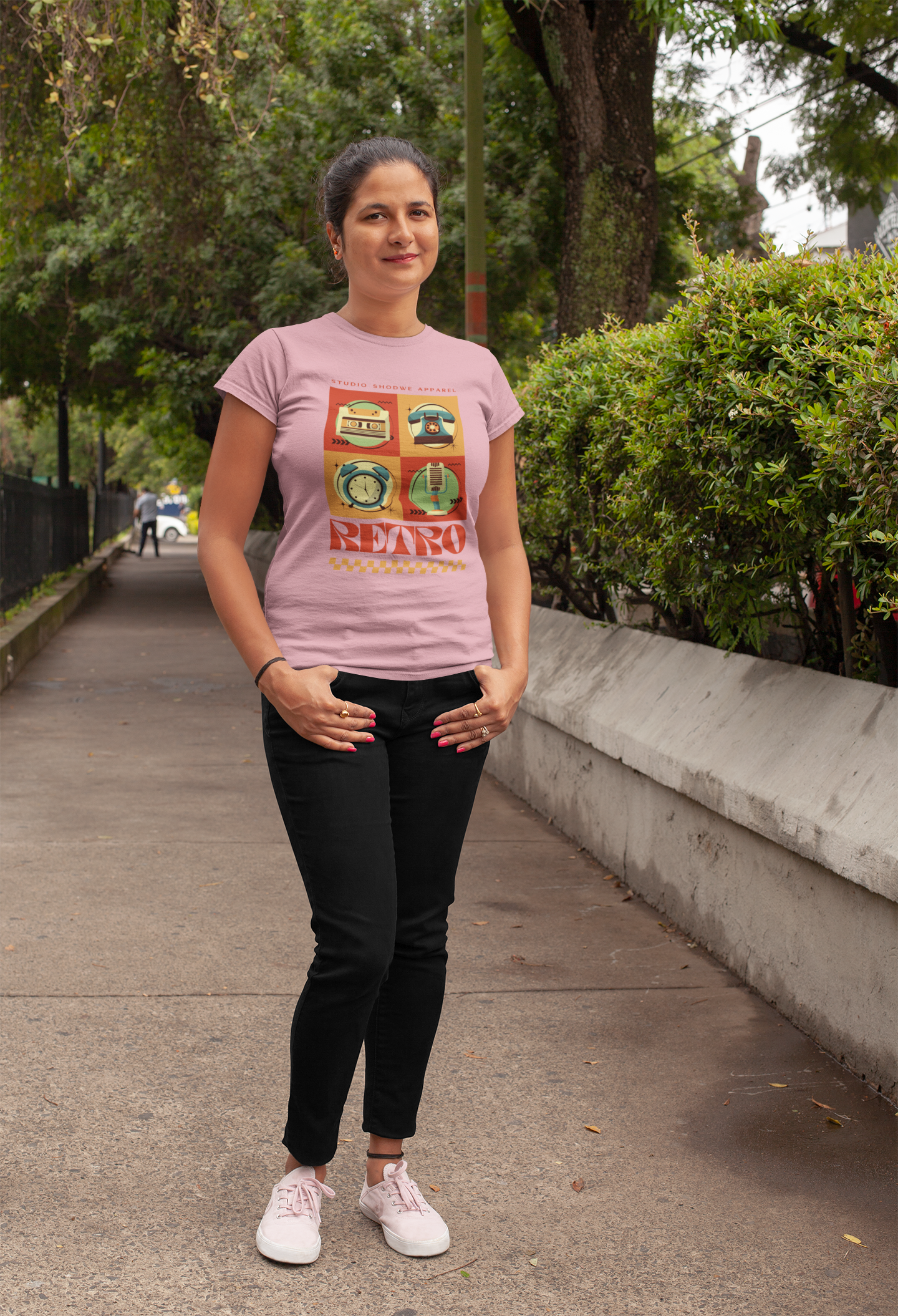 Feminine Flair in Retro Wear: Women's Cotton T-Shirt Collection