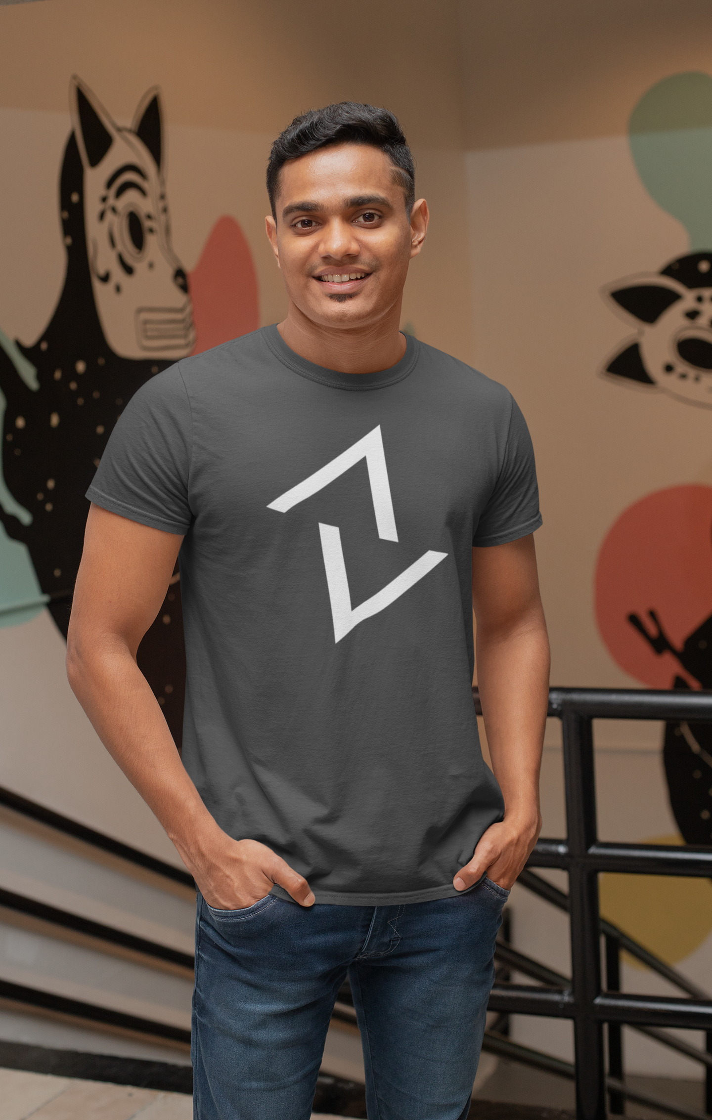 Cotton Triangle Print T-Shirt – Comfortable and Stylish Casual Wear